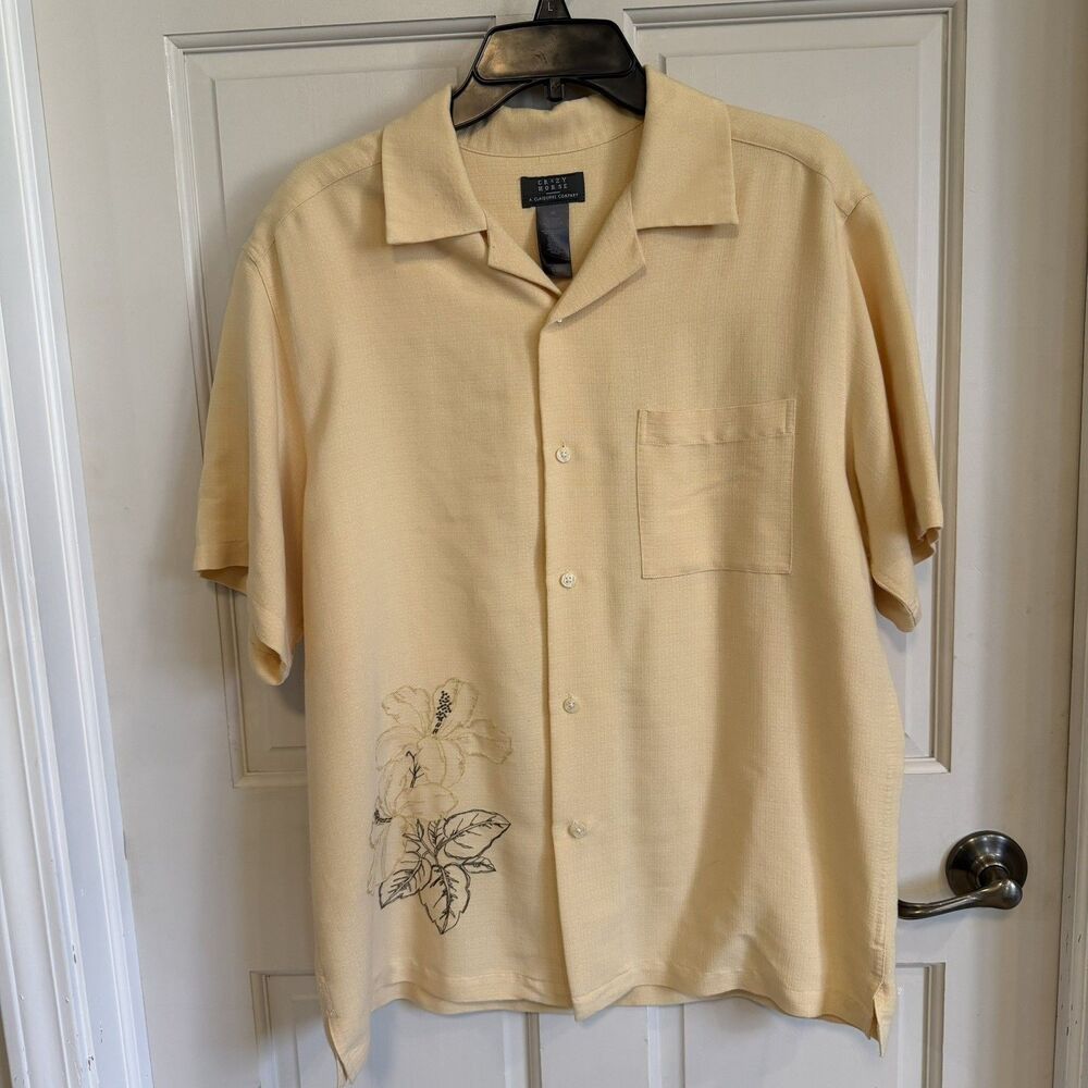Crazy Horse Shirt Medium Pale Yellow Golf Button Short Sleeve Embroidered Mens